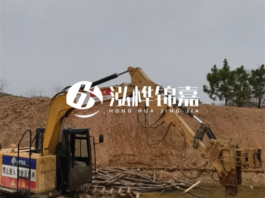 4 米防汛木樁多少根可以送貨上門？3 米松木樁 11-13 公分價(jià)格是多少？